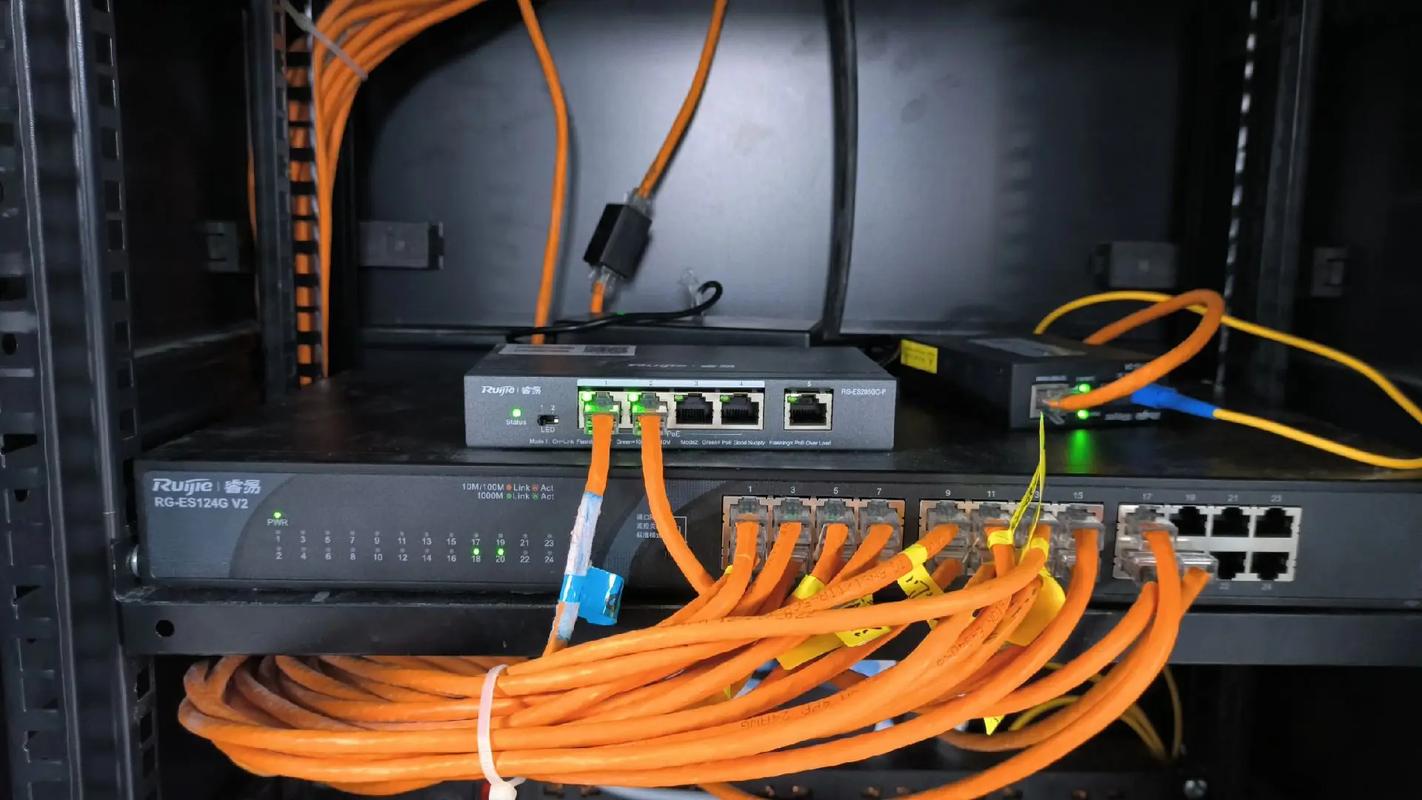 弱電工程安裝 網(wǎng)絡(luò)插座與安防監(jiān)控在重慶建筑工程職業(yè)學(xué)院的應(yīng)用